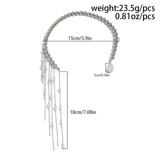 Cascade halskæde detalje - organiske imitationsperler og kvast