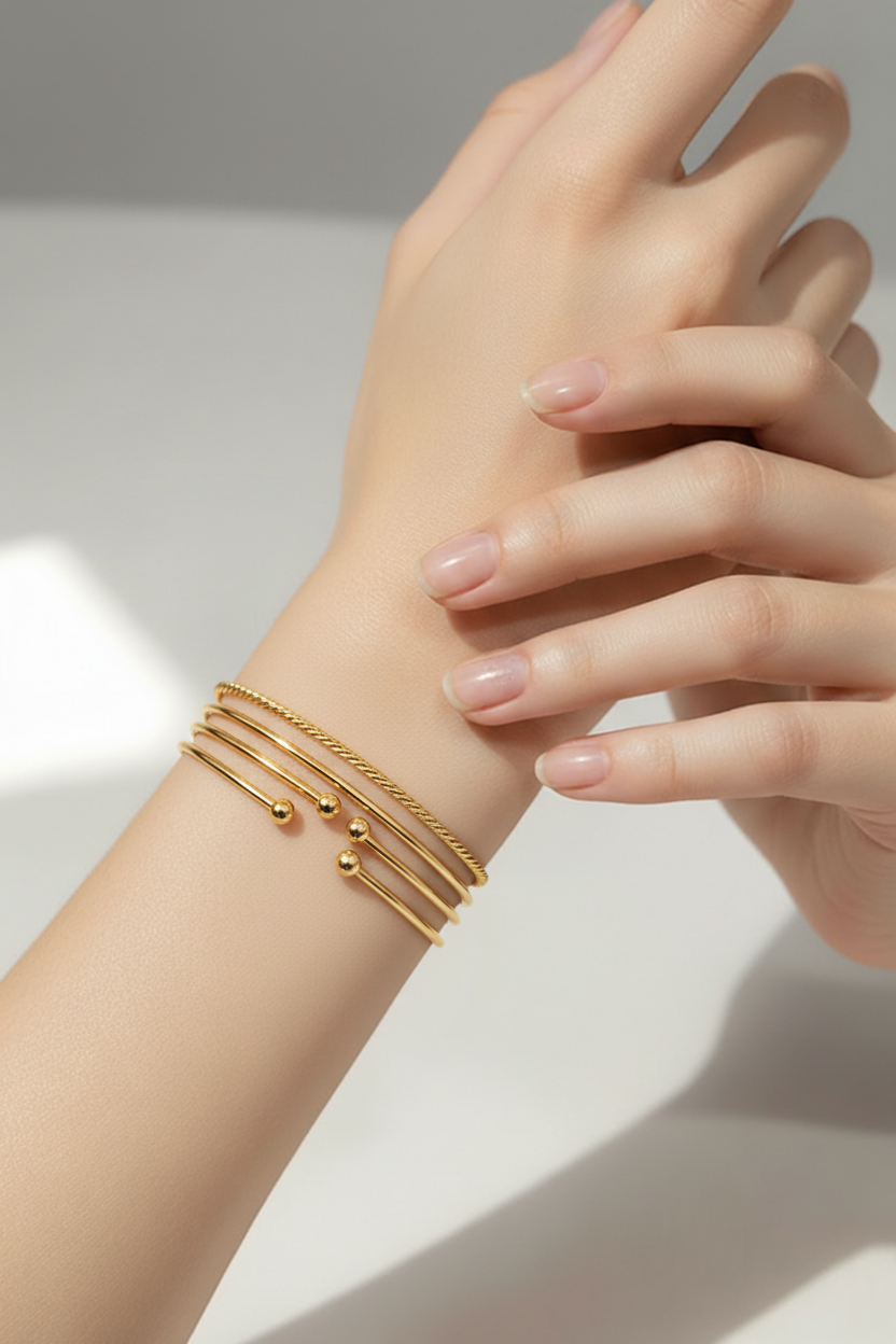 7 Stk. Punk Armbånd Sæt - Guldfarvet Goth Hjerte Bangles til Kvinder