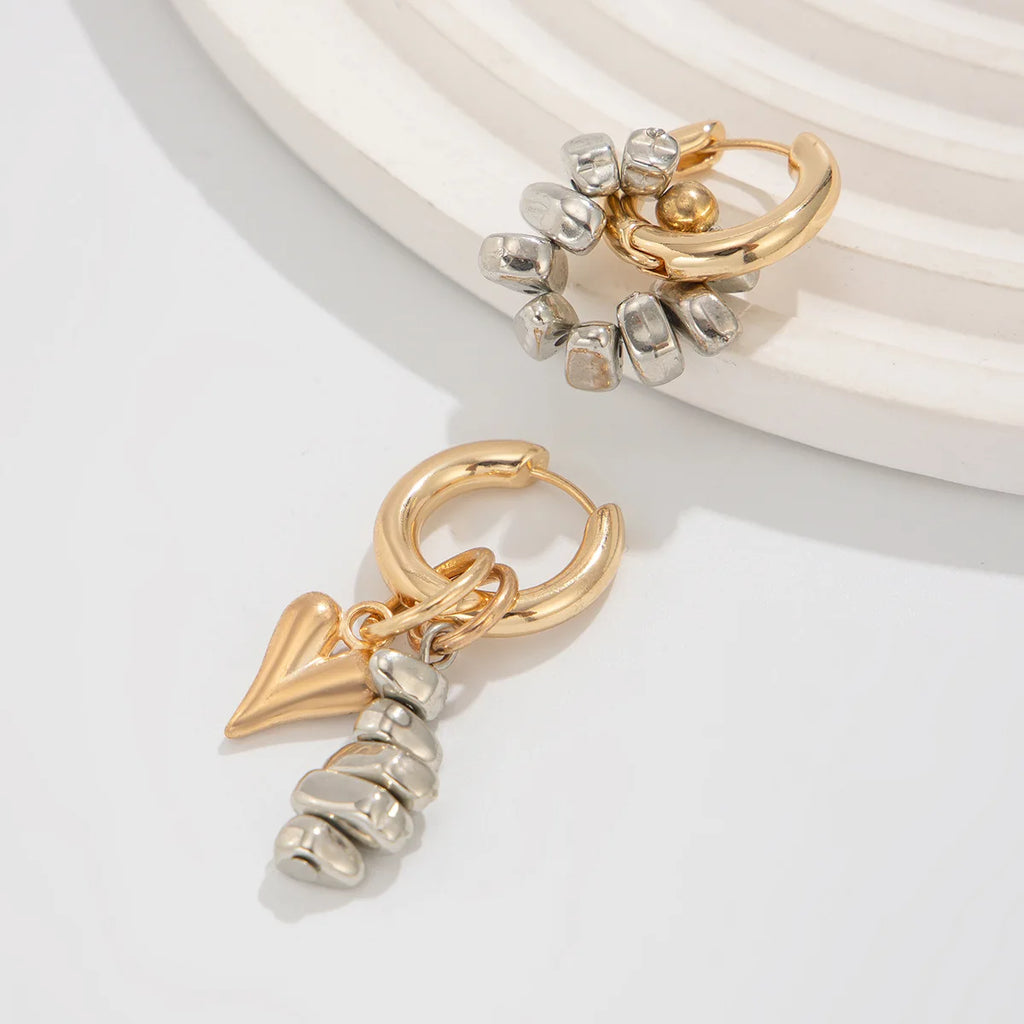 Retro Hjerte Halskæde - Flerlagsperler i Uregelmæssig Stil