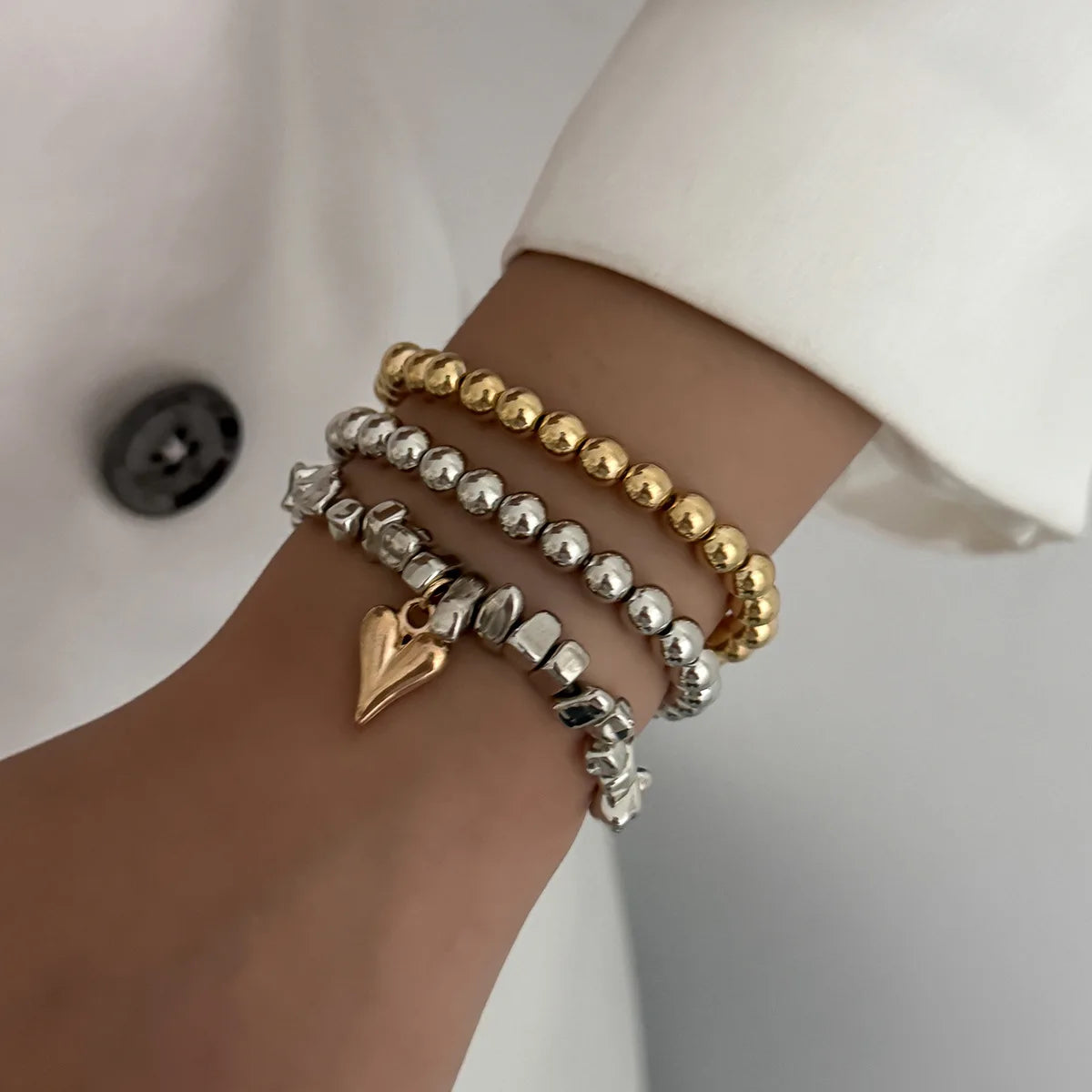 Retro Hjerte Halskæde - Flerlagsperler i Uregelmæssig Stil