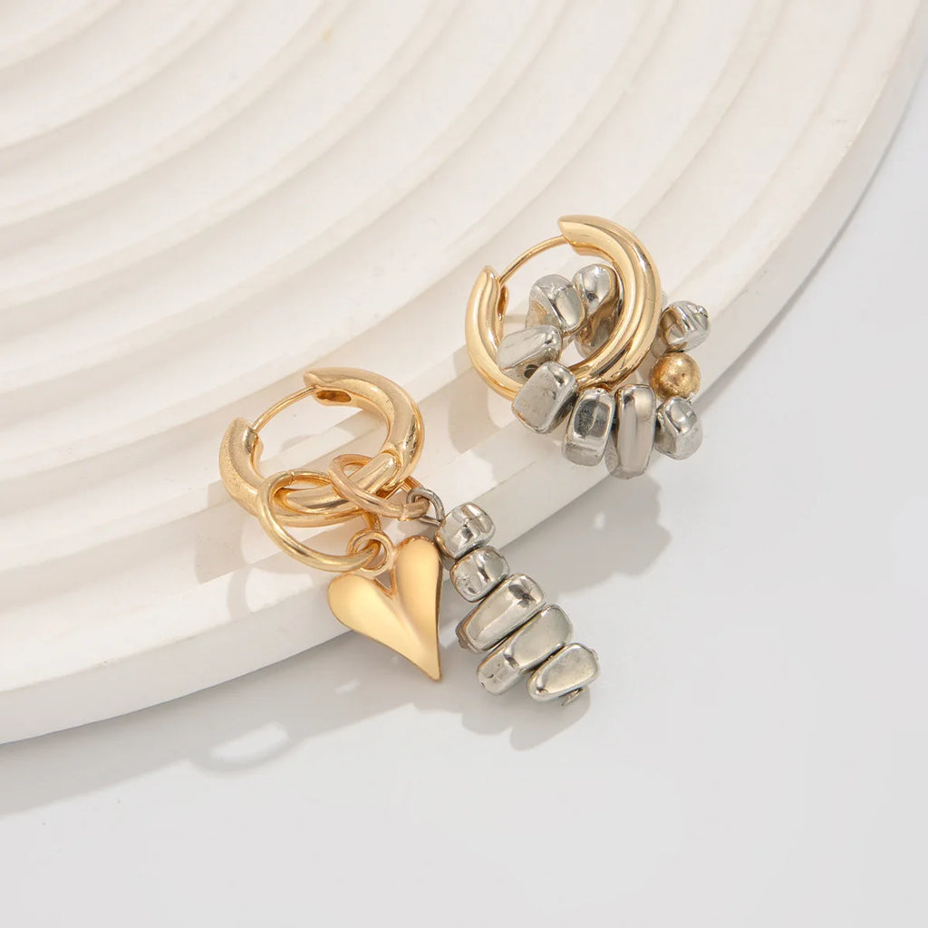 Retro Hjerte Halskæde - Flerlagsperler i Uregelmæssig Stil